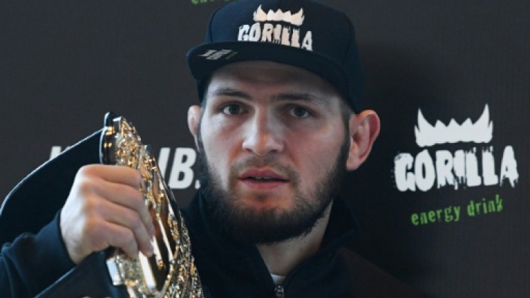Caricatures: la star des MMA Nurmagomedov traite Macron d'ordure