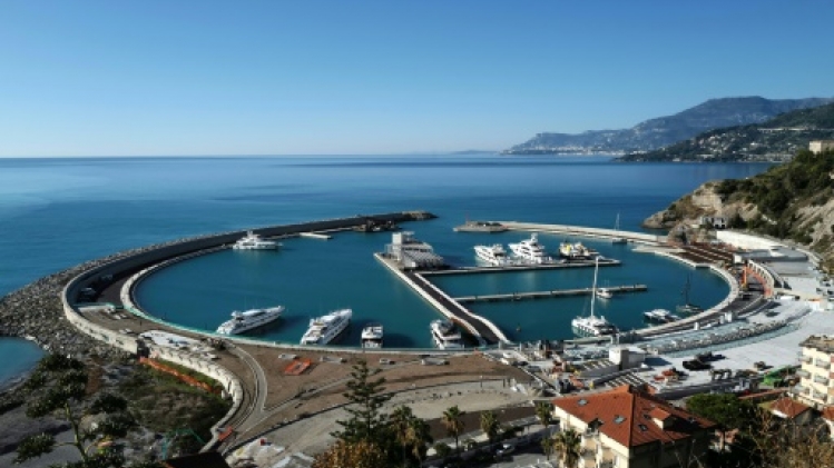 Monaco jette l'ancre à Vintimille: les premiers yachts à quai