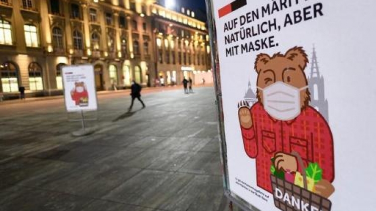 Trois cas de la nouvelle variante du coronavirus détectés en Suisse