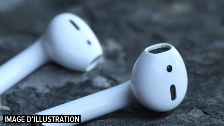airpods-2854300_1920-(1)
