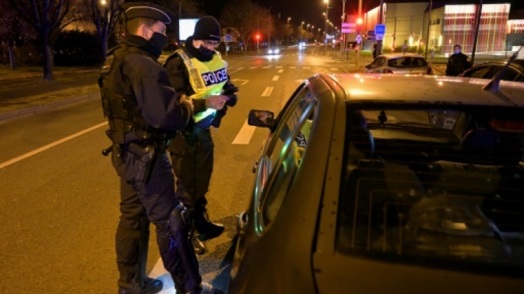 Emeutes à Blois: le mineur blessé grièvement dans l'accident mardi soir est décédé