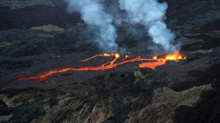 La Réunion: effervescence autour du volcan, malgré le Covid