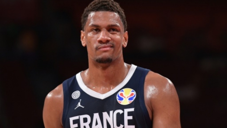 Basket: Axel Toupane, champion NBA avec Milwaukee, signe à Paris