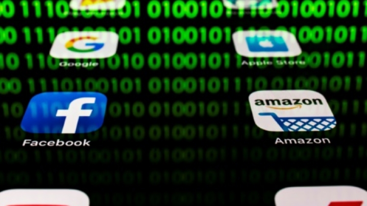 Projet de loi numérique: débats houleux en vue sur l'anonymat sur internet