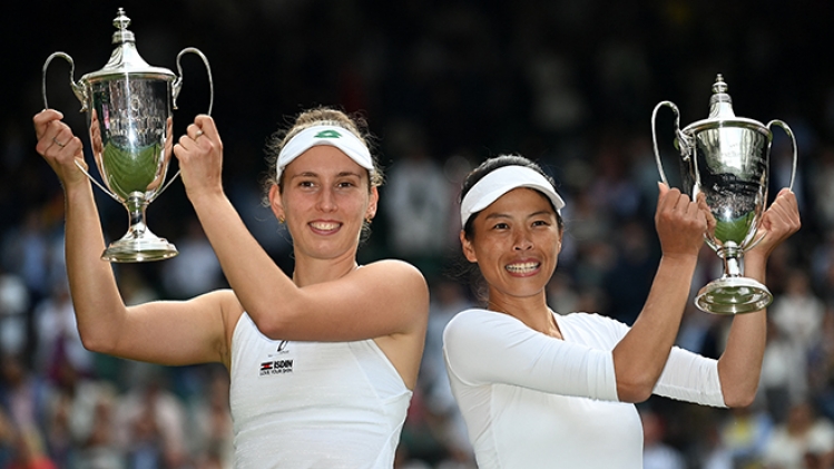 0mertens-wimbledon-2