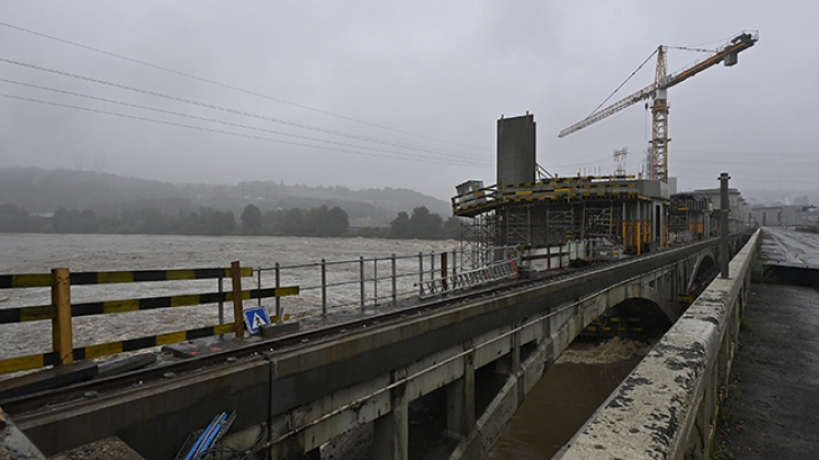 Suite aux inondations, les stocks d'essence et de diesel au plus bas en province de Liège: faut-il craindre une pénurie ?