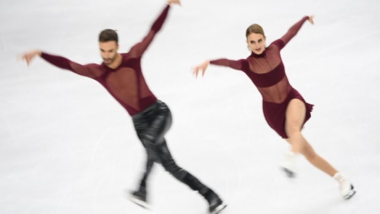 Patinage: meilleure danse rythmique de la saison pour Papadakis et Cizeron