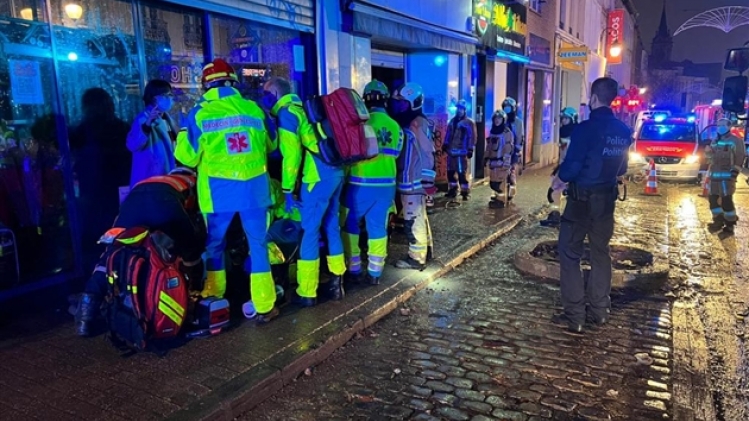 whatsapp image 2021-12-15 at 09.56.42