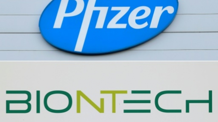 Pfizer-BioNTech débutent l'essai clinique d'un vaccin contre Omicron