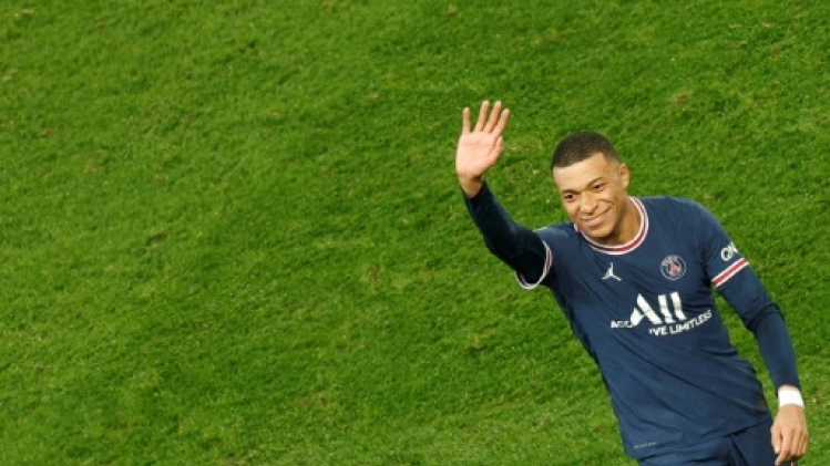 C1: Mbappé et le PSG marquent les esprits, Messi marque le pas