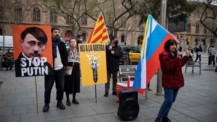 0ukraine-manifestation-barcelone