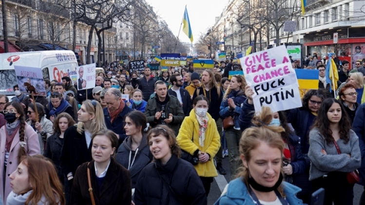 0paris-ukraine-manifestation-rtlinfo