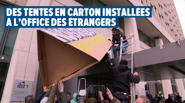 0manifestation-campement-refugies-rtlinfo