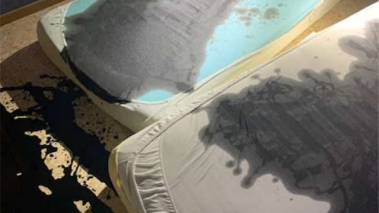 matelas plein d'huile