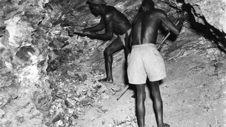 0congo-travailleurs-mine-rtlinfo