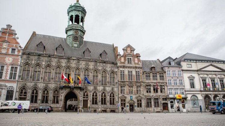 mons-grand-place