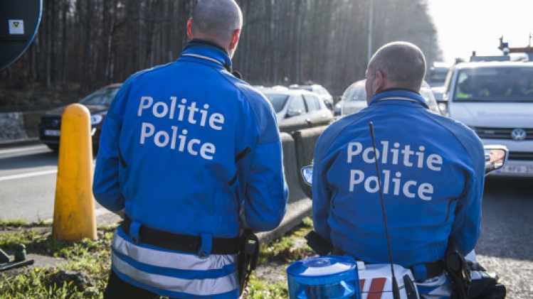 Moins de contrôles sur les routes, faute d'argent: un très mauvais signal, selon l'ACV