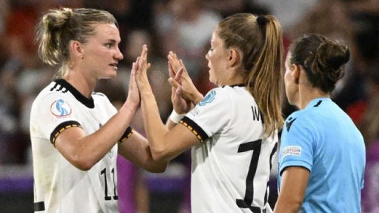 Euro féminin 2022 - L'Allemagne bat l'Espagne 2-0, assurée de jouer les quarts et de remporter le groupe B