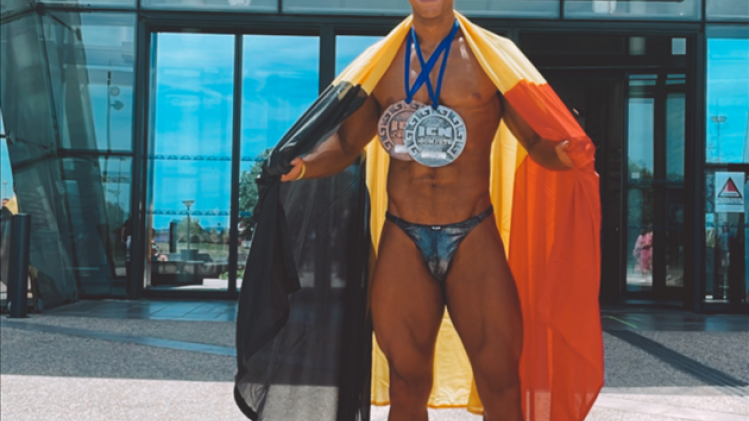 1F2CDB42-0E79-4E47-9D0B-A418A48728DF