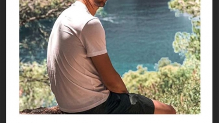 L'aéroport de Charleroi a inauguré son tout nouveau parking de près de mille places situées à un gros kilomètres de l'aérogare. Ce qui porte à 8.000 le nombre total de places pour accueillir les voitures des voyageurs.