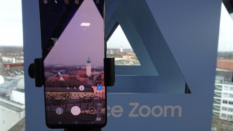 Après les rafales de vent qui se sont abattues sur la Belgique ce jeudi, un front hivernal va toucher la Belgique. De la neige pourrait tomber sur les provinces de Namur, du Luxembourg, mais aussi dans le Hainaut. La semaine prochaine, les températures devraient remonter et la pluie s'étendra sur la pays.