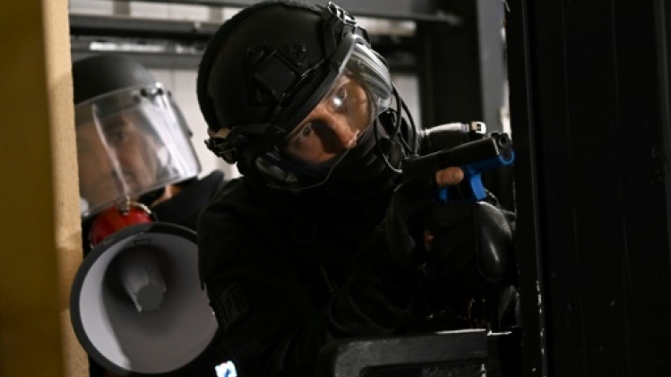 Au Raid, la police en quête de ses futurs négociateurs