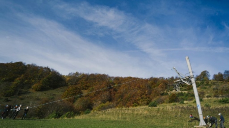 Le courage de tourner la page: quand un village démantèle son vieux téléski