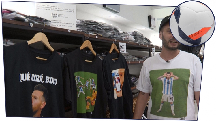 maquette qatar ballon ok