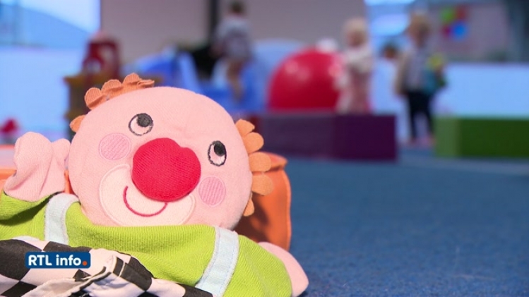 Une crèche peut-elle demander aux parents de payer un supplément ?