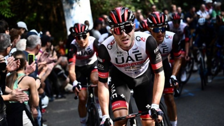 Marc Hirschi remporte la Clasica San Sebastian, Lennert Van Eetvelt prend la 3e place