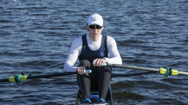 Tibo Vyvey reprend la compétition par un succès en skiff à la Brugge Boat Race