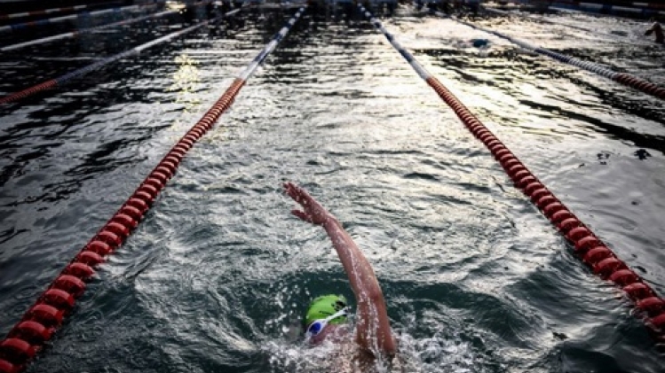 Les femmes pourront désormais nager seins nus dans les piscines de Berlin