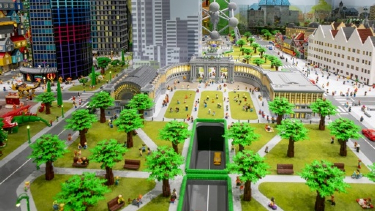 Pas de Legoland à Charleroi: priorité à la Chine et aux parcs existants, confirme Merlin