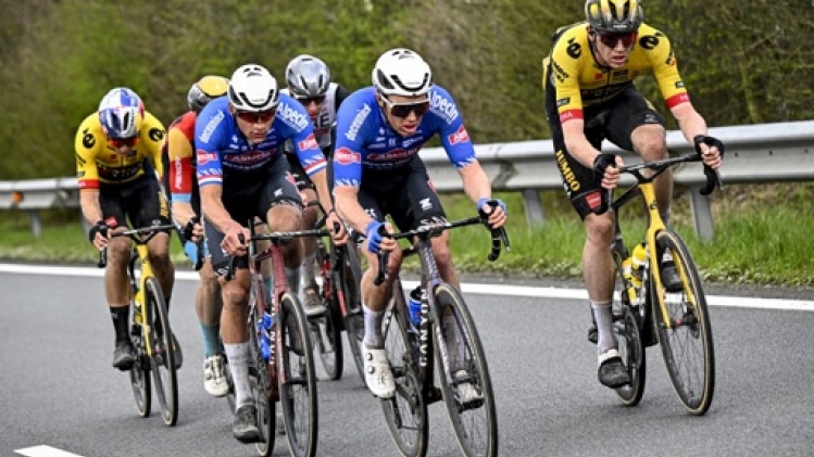 Alpecin-Deceuninck vise une course offensive avec Jasper Philipsen et Soren Kragh Andersen