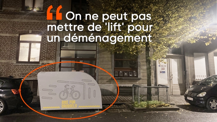 Un box v lo a t plac juste devant la maison de Mathilde
