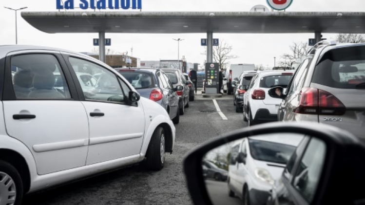 Pénuries de carburants: situation toujours tendue en Ile-de-France