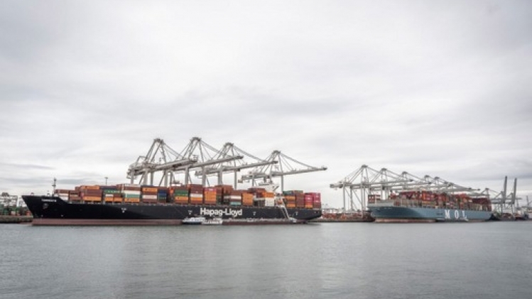 Quatre suspects arrêtés pour trafic de drogue via le port de Rotterdam