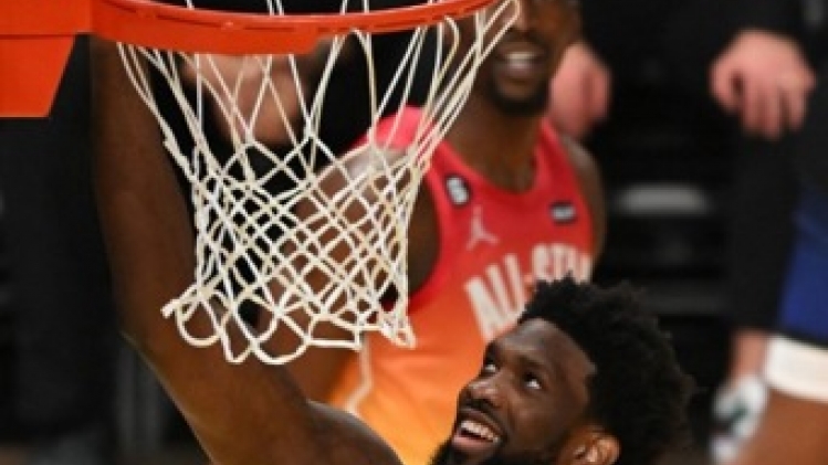 Philadelphie et Joel Embiid remportent leur duel face à Denver et Nikola Jokic