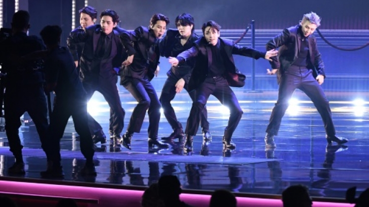 SUGA devient le 3ème membre de BTS appelé sous les drapeaux