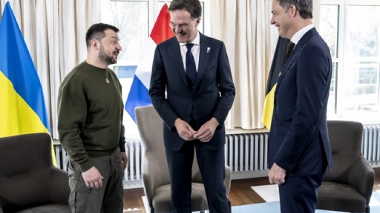 Le président ukrainien Zelensky a quitté les Pays-Bas