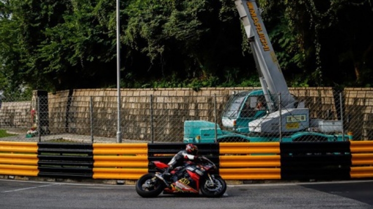 Un pilote moto espagnol décède lors d'une course sur l'île de Man