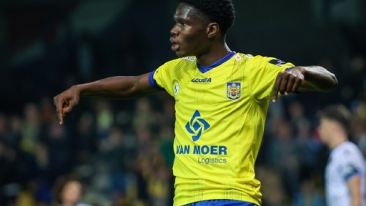 Un ex-meilleur buteur de D1B, le Français Thierno Barry rejoint Villarreal