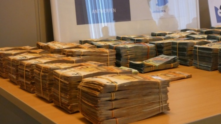 La police a saisi plus de 30 millions d'euros dans le dossier Sky ECC en 2022