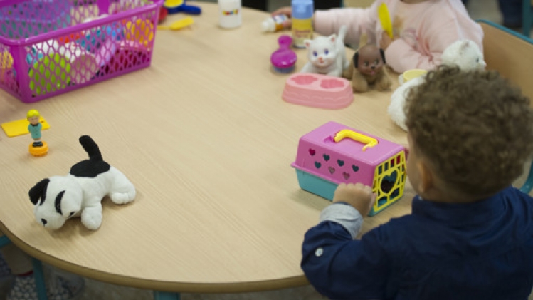 Le coût de la crèche devrait baisser pour une majorité des parents dès janvier 2025
