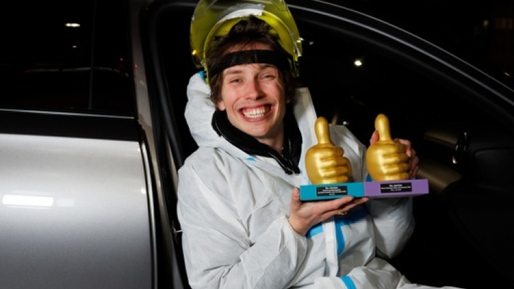 Le YouTubeur Acid cité à comparaître par un ex-membre du Reuzegom