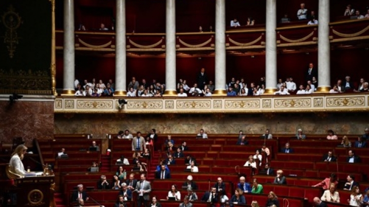 L'Assemblée nationale observe une minute de silence en hommage à Nahel, tué à Nanterre