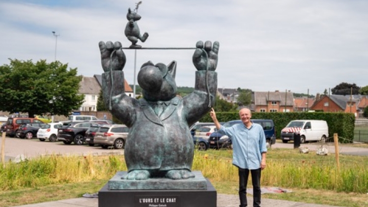 Philippe Geluck dévoile une nouvelle statue du Chat à Andenne