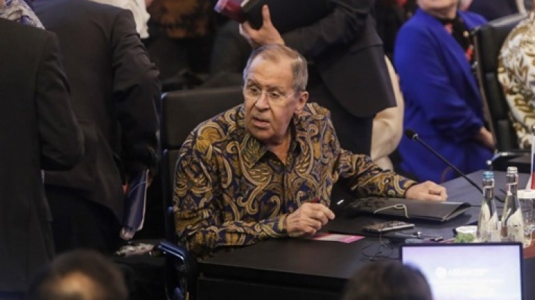 Lavrov s'emporte à Jakarta contre les critiques de la guerre