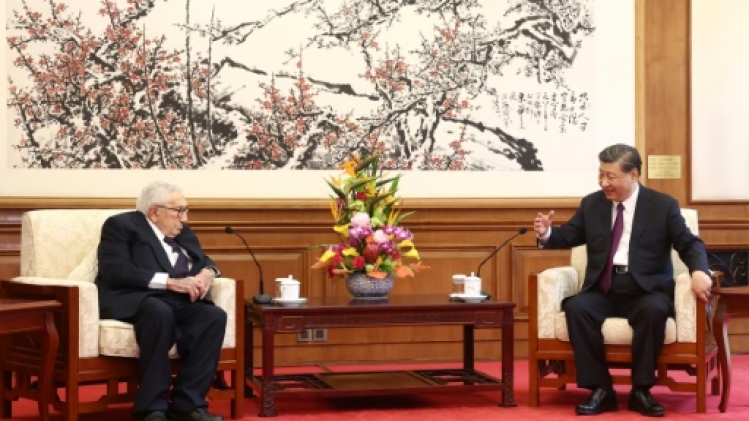 Xi reçoit Kissinger, salué en Chine comme un diplomate de légende