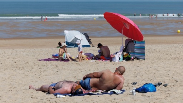 Le beau temps a attiré quelque 300.000 touristes à la mer le temps d'un week-end